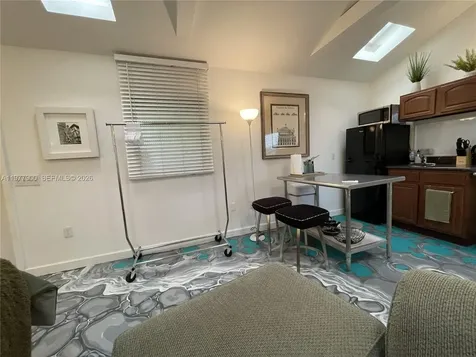 118 NW 24th Street Miami FL 33127
