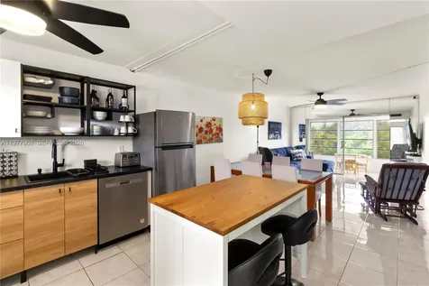 2901 NW 46th Avenue Lauderdale Lakes FL 33313