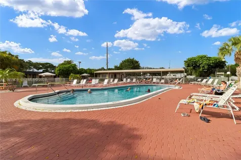 2901 NW 46th Avenue Lauderdale Lakes FL 33313