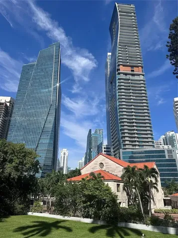 1541 Brickell Avenue Miami FL 33129
