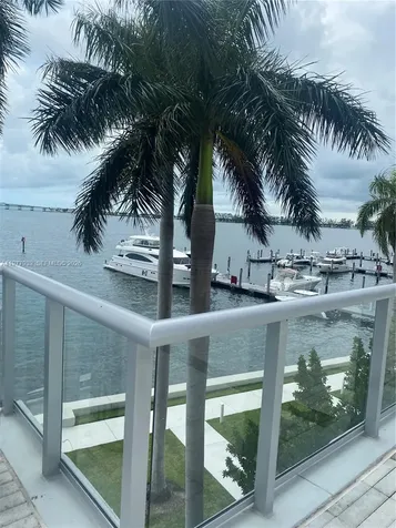 1541 Brickell Avenue Miami FL 33129