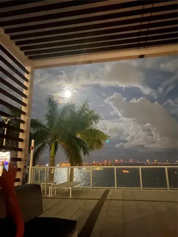 1541 Brickell Avenue Miami FL 33129