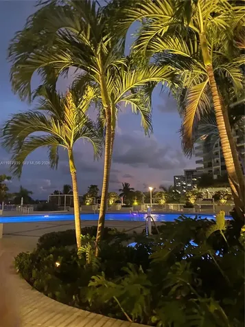 1541 Brickell Avenue Miami FL 33129