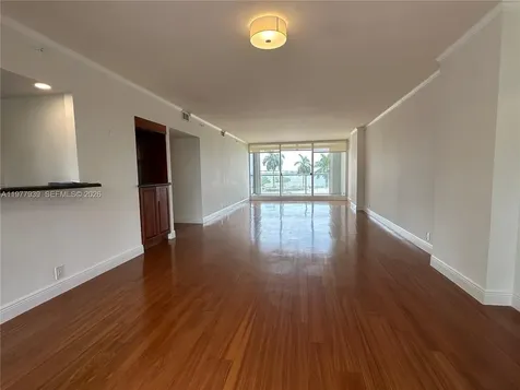 1541 Brickell Avenue Miami FL 33129