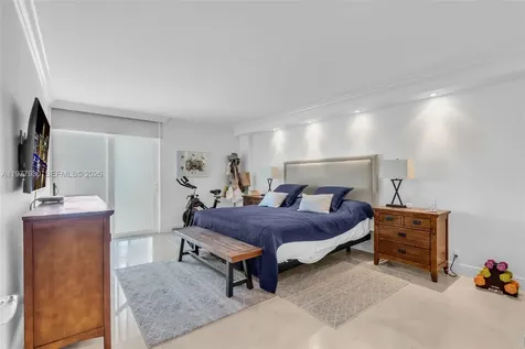 1121 Crandon Boulevard Key Biscayne FL 33149