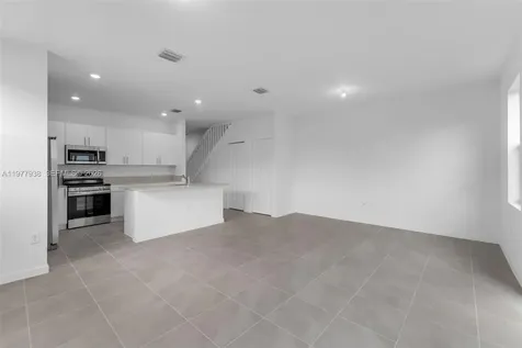 191 SE 11th Avenue Florida City FL 33034