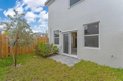191 SE 11th Avenue Florida City FL 33034