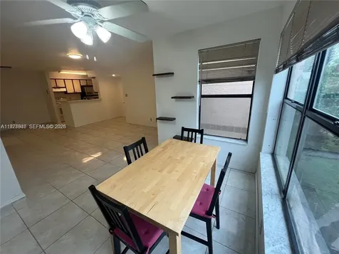 2926 S University Drive Davie FL 33328