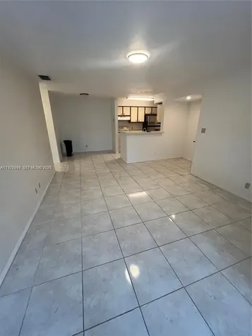 2926 S University Drive Davie FL 33328