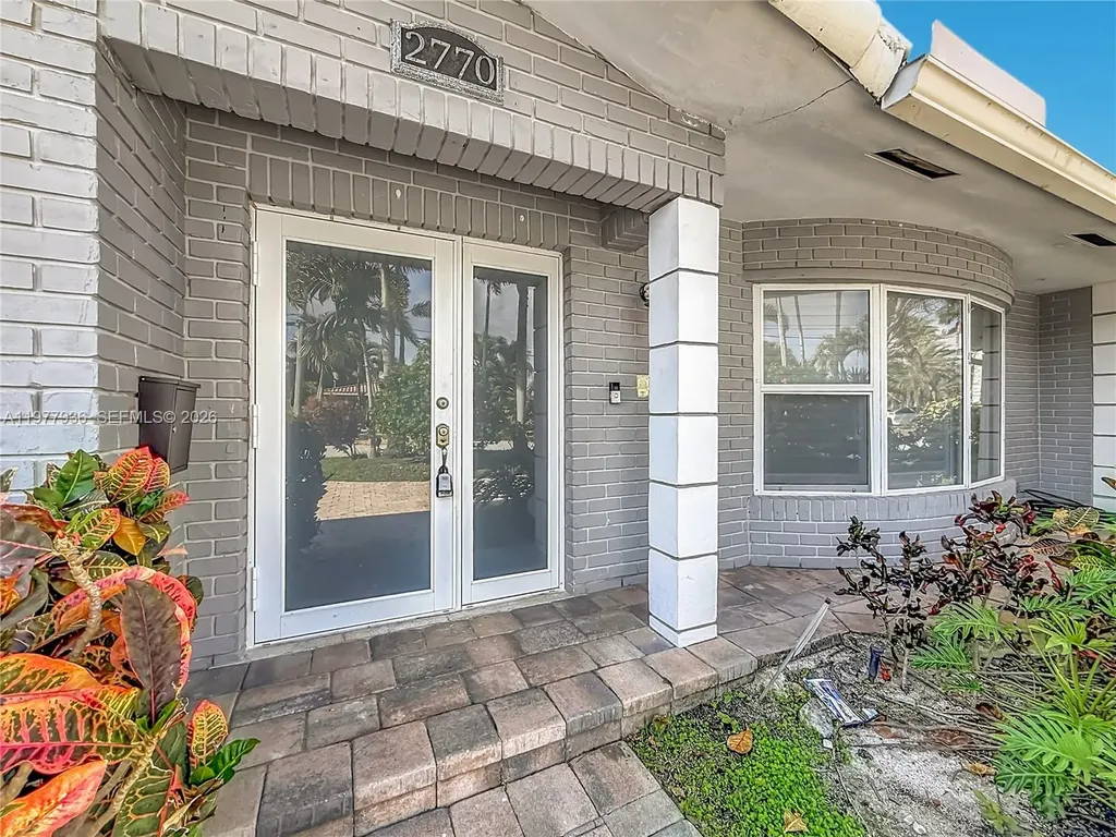 2770 NE 8th Court Pompano Beach FL 33062