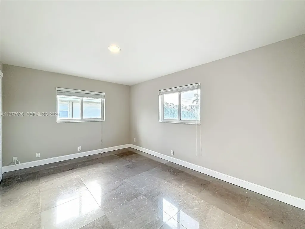 2770 NE 8th Court Pompano Beach FL 33062