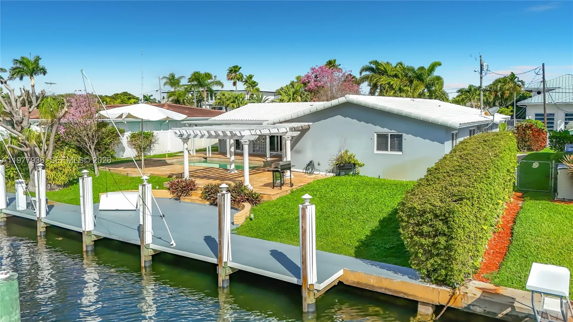 2770 NE 8th Court Pompano Beach FL 33062