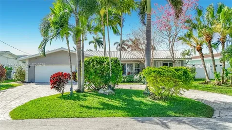2770 NE 8th Court Pompano Beach FL 33062