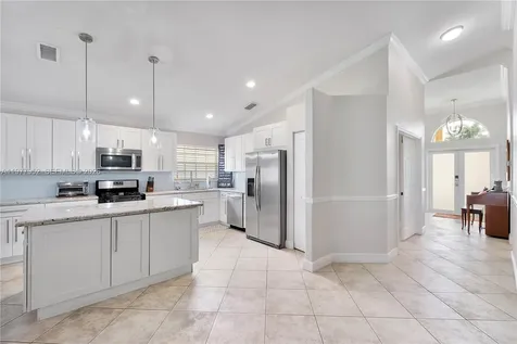 2365 NW 137th Terrace Sunrise FL 33323