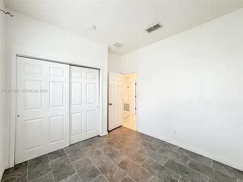 1270 E Classic Court Vero Beach FL 32966