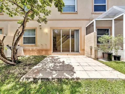 858 NW 170th Terrace Pembroke Pines FL 33028