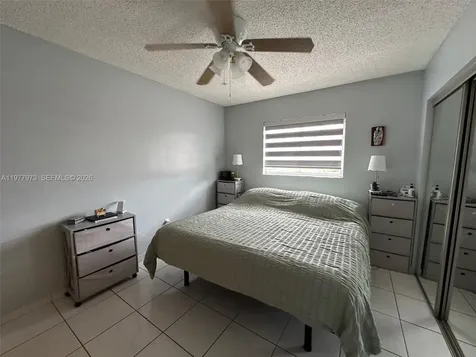2385 W 69th Street Hialeah FL 33016