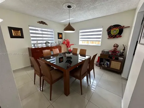 2385 W 69th Street Hialeah FL 33016