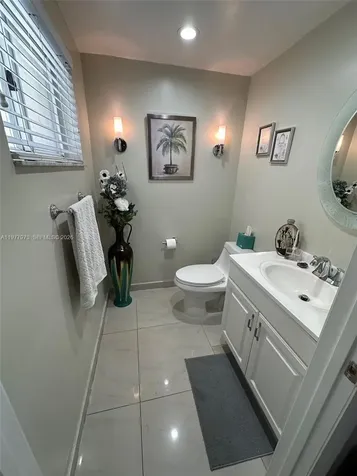2385 W 69th Street Hialeah FL 33016
