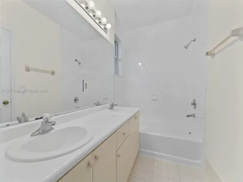 2537 SE 15th Court Homestead FL 33035