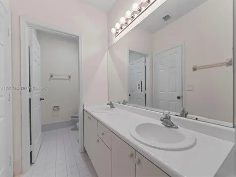 2537 SE 15th Court Homestead FL 33035