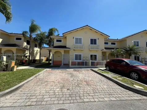 Hialeah FL 33015
