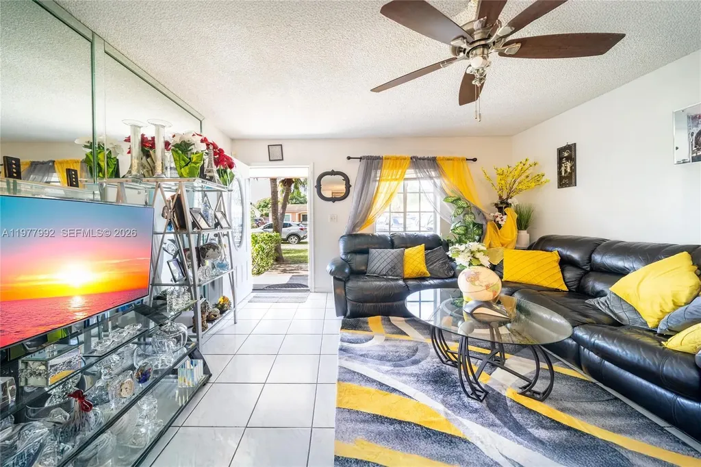 419 SW 80th Avenue Pompano Beach FL 33068