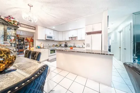 419 SW 80th Avenue Pompano Beach FL 33068