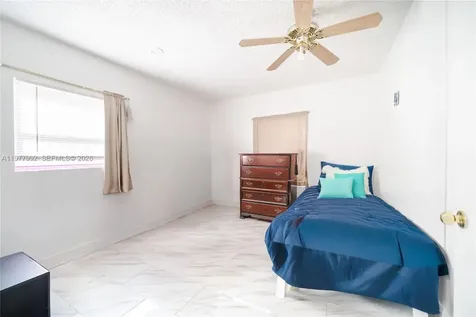 419 SW 80th Avenue Pompano Beach FL 33068