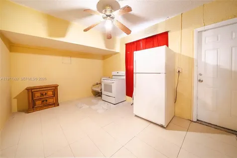 419 SW 80th Avenue Pompano Beach FL 33068