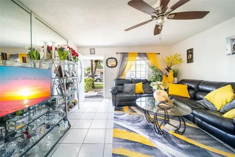 419 SW 80th Avenue Pompano Beach FL 33068