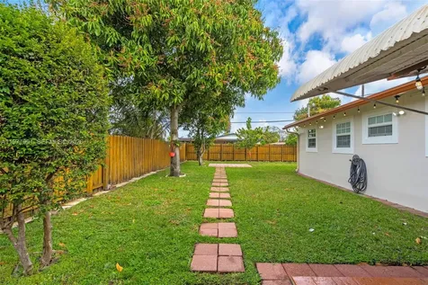 6863 SW 21st Street Miramar FL 33023