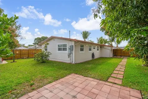 6863 SW 21st Street Miramar FL 33023