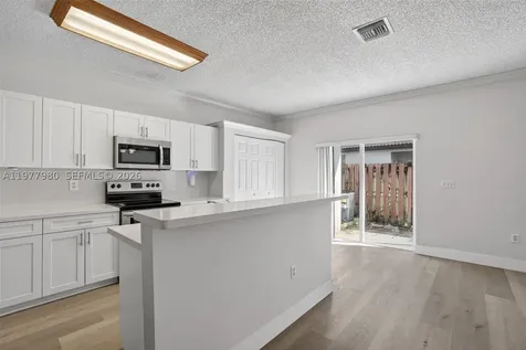 2209 SE 24th Place Homestead FL 33035