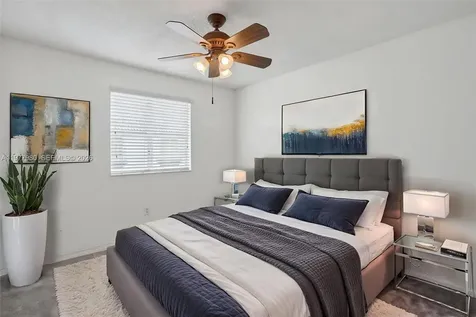 2209 SE 24th Place Homestead FL 33035