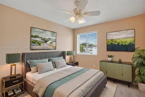 2209 SE 24th Place Homestead FL 33035