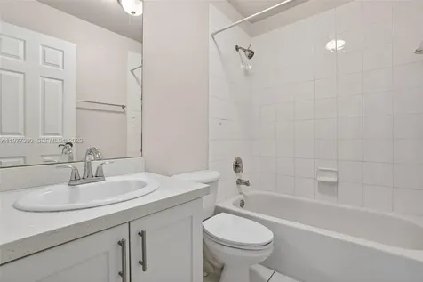 2209 SE 24th Place Homestead FL 33035