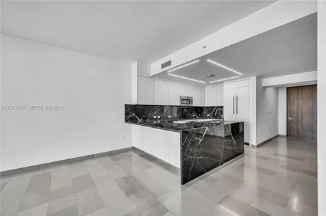 88 SW 7th Street Miami FL 33130