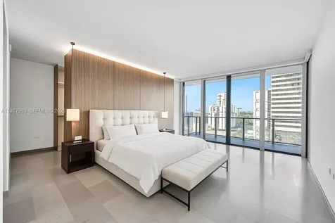 88 SW 7th Street Miami FL 33130