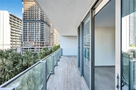88 SW 7th Street Miami FL 33130