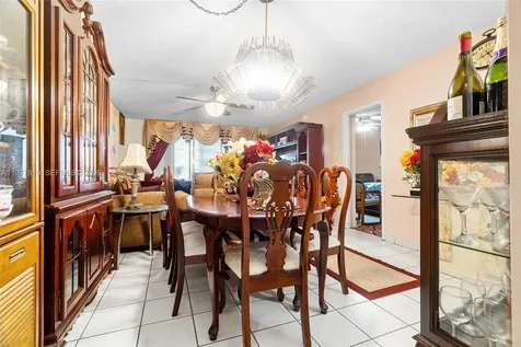 2998 NW 48th Terrace Lauderdale Lakes FL 33313