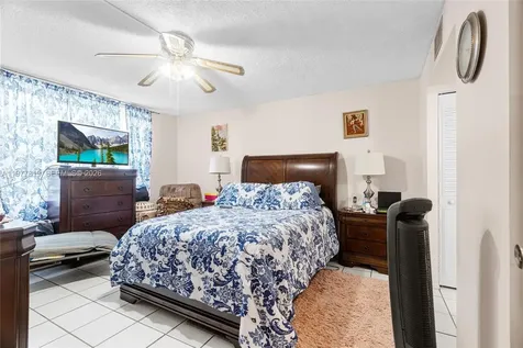 2998 NW 48th Terrace Lauderdale Lakes FL 33313