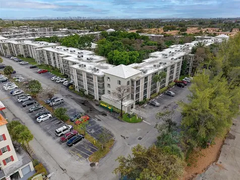 2998 NW 48th Terrace Lauderdale Lakes FL 33313