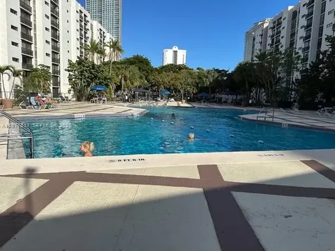 17021 N Bay Road Sunny Isles Beach FL 33160