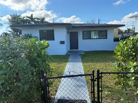 490 NE 170th Street North Miami Beach FL 33162