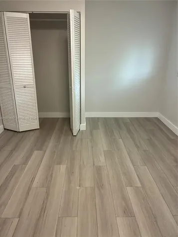 490 NE 170th Street North Miami Beach FL 33162