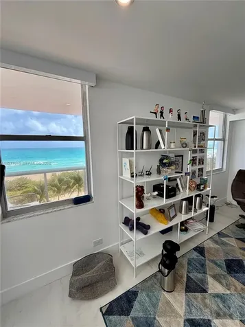 6039 Collins Avenue Miami Beach FL 33140
