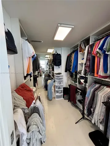 6039 Collins Avenue Miami Beach FL 33140