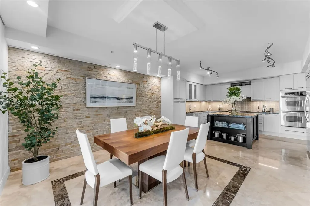 333 Las Olas Way Fort Lauderdale FL 33301
