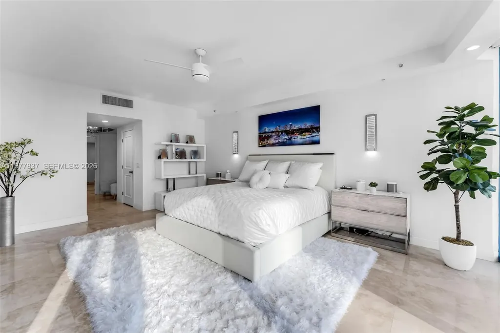 333 Las Olas Way Fort Lauderdale FL 33301